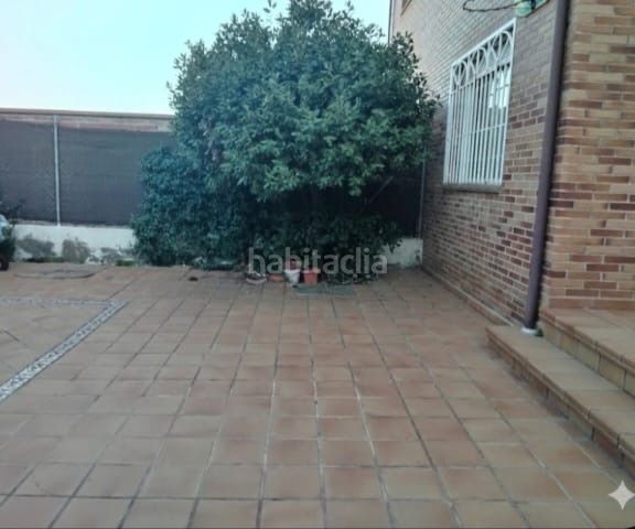 Foto 3be5f344-055c-44fa-bcac-f0a8b7422bbb. Casa aparellada amb xemeneia calefacció aparcament a Álamo (El)