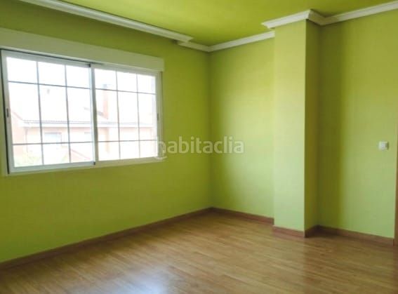 Foto 53aa0e22-b639-4cdd-9e0d-fe906c354956. Casa aparellada amb xemeneia calefacció aparcament a Álamo (El)