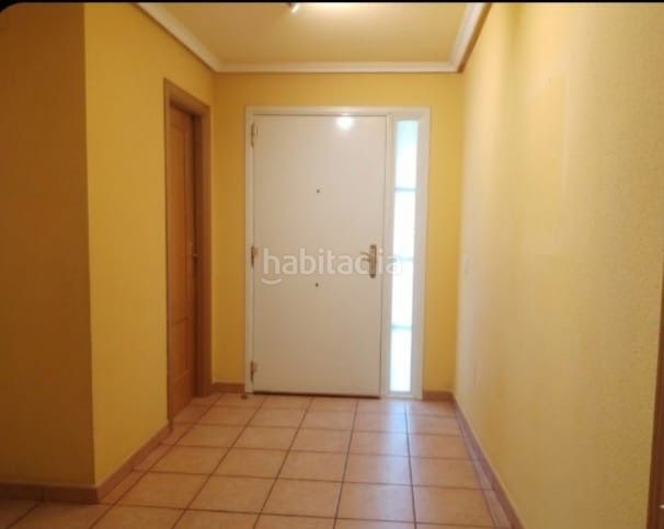 Foto 5d00d8e8-caa4-46b2-8187-1ba8538ec571. Casa aparellada amb xemeneia calefacció aparcament a Álamo (El)