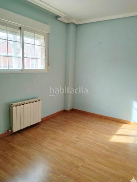 Foto deeb7fb5-d8c3-473b-b7c2-dc1c527bbe70. Casa aparellada amb xemeneia calefacció aparcament a Álamo (El)