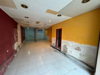 Lloguer Local Comercial a Carrer de sant jaume 25. Local centrico