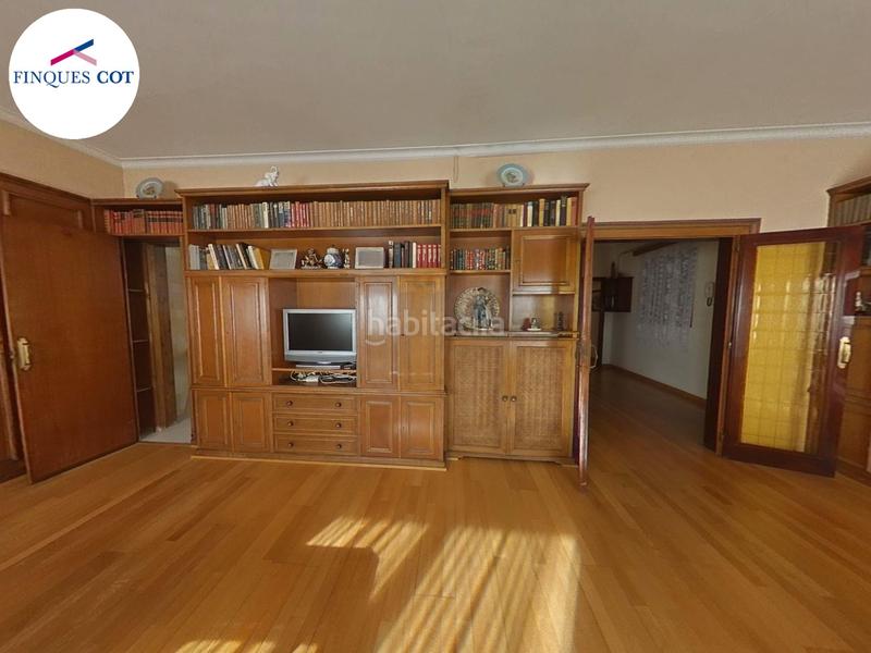 Foto 6082561b-1727-439c-90c2-cedd8950c33e. Piso espectacular piso luminoso de 140 m² en paseo san gervasio, ¡con parking y en una ubicación inmejorable! en Barcelona