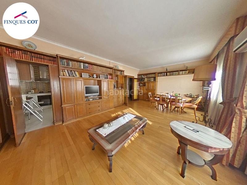 Foto f73d21ce-ffb1-441a-91f5-b3ef3b079bd7. Piso espectacular piso luminoso de 140 m² en paseo san gervasio, ¡con parking y en una ubicación inmejorable! en Barcelona