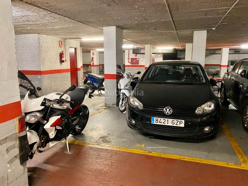 Foto 12bc8291-ee0b-4991-8b0e-fb7876444133. Etagenwohnung mit heizung parking pool in Vallcarca - Penitents Barcelona