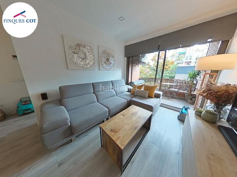 Foto ef1a64d8-f1bd-491b-b3d7-84229ae6af55. Etagenwohnung mit heizung parking pool in Vallcarca - Penitents Barcelona