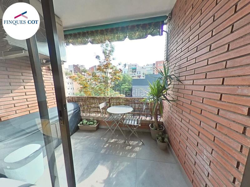 Foto f8b10996-ca7e-4f5a-bd70-e06462e2d69e. Etagenwohnung mit heizung parking pool in Vallcarca - Penitents Barcelona