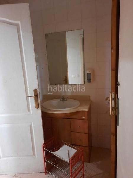 Foto 90758354-3780-469b-8e5c-dc15ebe52826. Lloguer local comercial a passeig de la muntanya 54 a Granollers