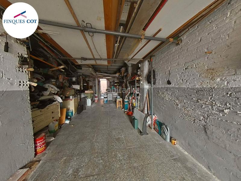 Foto 9bb5d807-83f6-4200-9d18-c15c3f71c44c. Reihenhaus mit parking in Centre Granollers