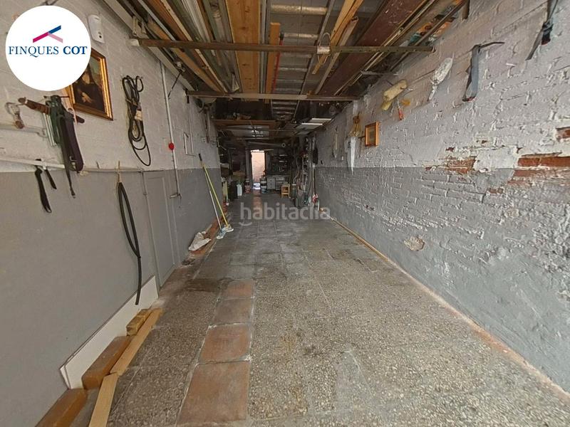 Foto e6bff8bc-4d6d-4118-b798-342d2782f249. Reihenhaus mit parking in Centre Granollers