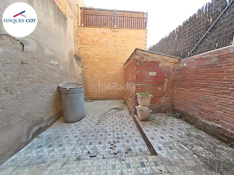 Foto ffa5022b-502d-45d0-9002-19eb6b0ebb55. Reihenhaus mit parking in Centre Granollers