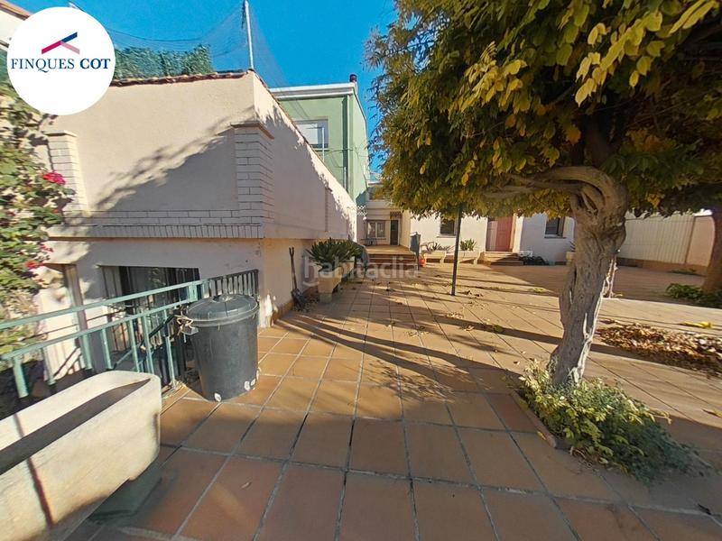 Foto 5718a866-c9fc-4ad5-82c7-d1ee6a5720c7. Casa  amb terreny i dos pisos llogats en Roca del Vallès (La)