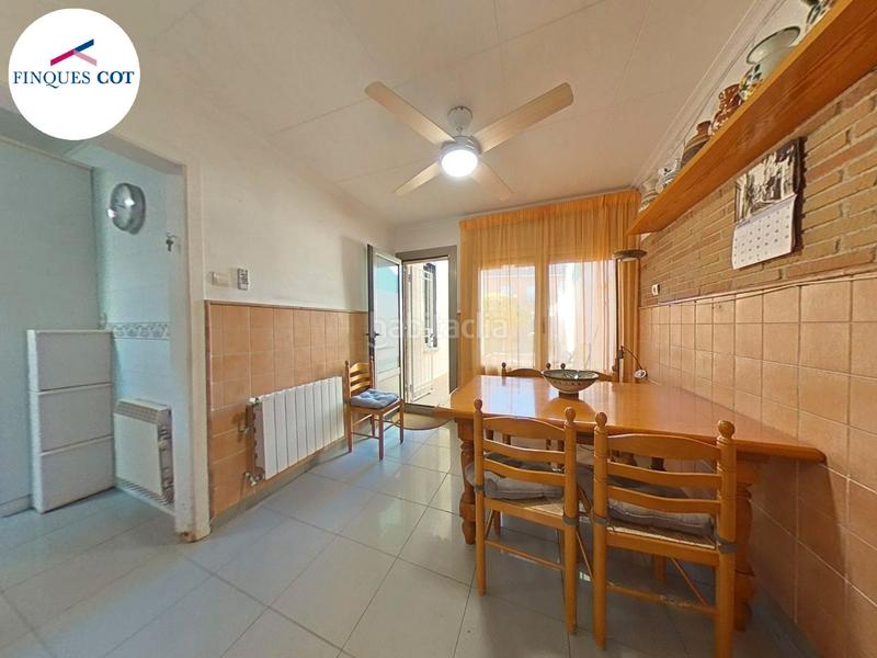 Foto 8d12eeea-b3d3-48d8-9a07-5715026016ef. Casa  amb terreny i dos pisos llogats en Roca del Vallès (La)