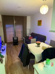Flat in Carrer moian�s 13. Venda amb llogater � ideal inversors � granollers