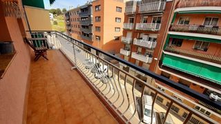 Lloguer Pis  Carrer de colòmbia. Muy luminoso con balcón en zona centro