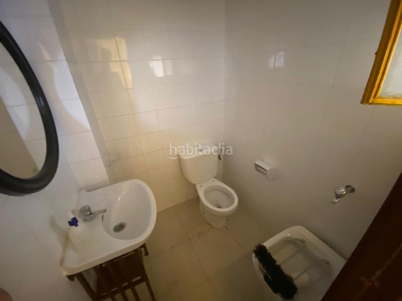 Foto 96d56151-4a29-46ad-aba0-5f5b15300b0b. Lloguer local comercial a carrer de Joan Prim 130 a Granollers