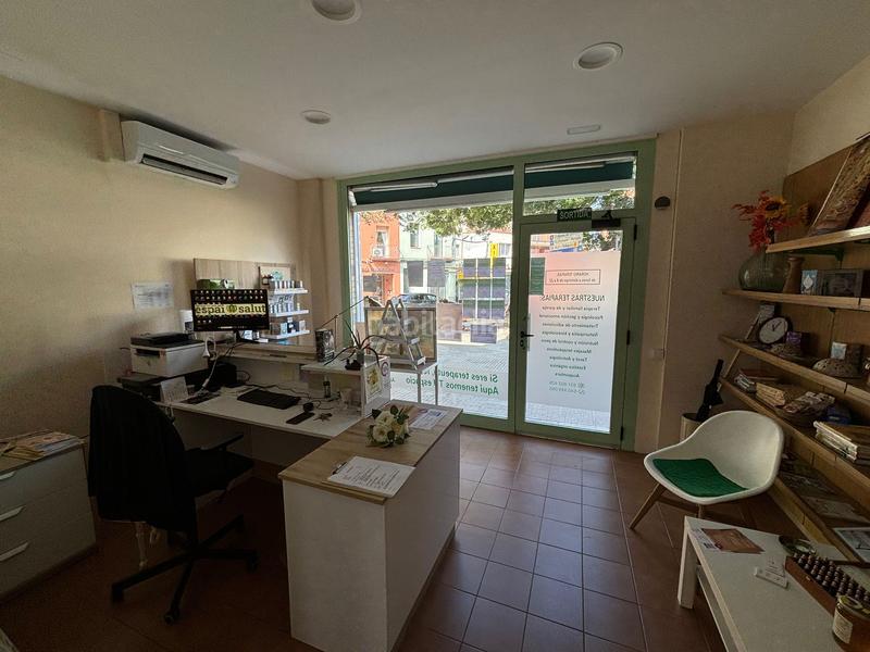 Foto 512fa1f8-b615-4644-bbbf-fe5c85c659e0. Rent business premise in rambla josep tarradellas 1 in Granollers