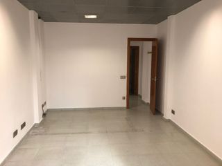 Locale commerciale in Carrer de Joan Prim 244