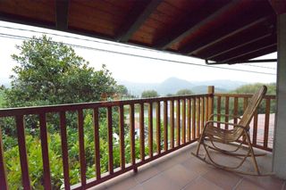 Rent House  Barrio la ventilla. Casa pareada con jardín