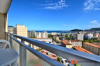 Location Appartement  República de colombia. Piso con terraza y vistas al mar en laredo.