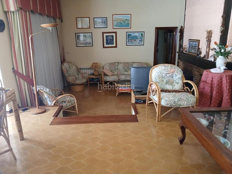 Foto 02eaba88-2c4f-45fb-89e7-780990243885. Casa pareada  con jardín . en Zona Playa Laredo
