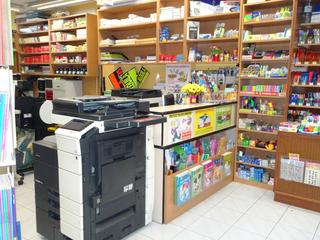 Locale commerciale in Marqués De Valdecilla