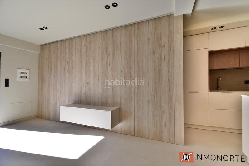 Foto c9322926-8552-430f-8ba5-785780ce250b. Planta baja bajo con jardín a estrenar . en Centro Laredo