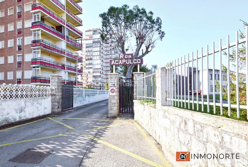 Foto 5d10f909-d2f0-48ba-862a-83209c92d2cd. Ground floor with heating parking in Zona Playa Laredo