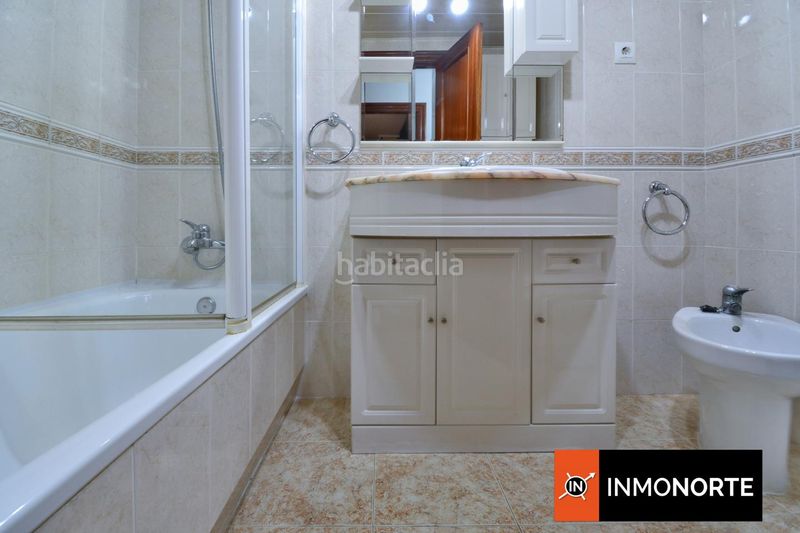 Foto e4dc0912-c77d-4a46-9843-1c3352579c52. Dúplex amb calefacció aparcament a Bárcena de Cicero