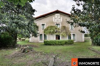 Casa  Barrio sollagua. Casa velarde casona catalogada con jard�n
