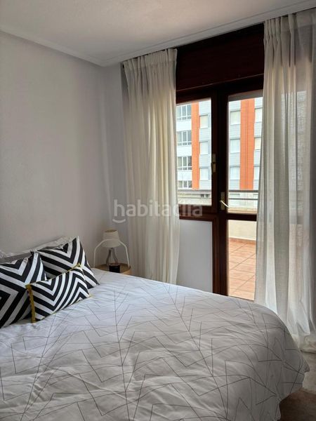 Foto 085c8351-09e4-4a7a-83e8-0cf05403e8e3. Location duplex dans Zona Playa Laredo