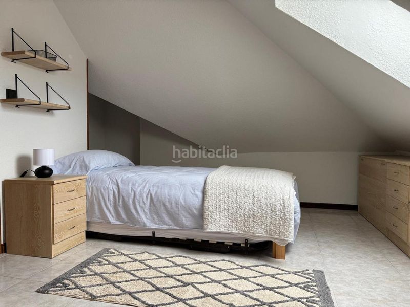 Foto d8e1fcf3-5f30-4f5c-b833-36cb864f4110. Location duplex dans Zona Playa Laredo