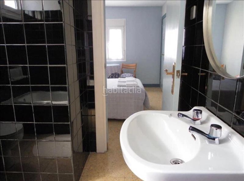 Foto 976bd534-9434-41ca-9557-6a9959ced2a9. Edificio in Centro Laredo