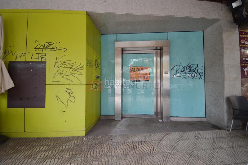 Foto 84bd6aa7-c6de-4044-963e-cecd8c794456. Location local commercial dans lópez seña 6 dans Centro Laredo