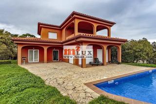 Casa a Serra Brava. Casa en la urbanización serra brava, lloret de mar, costa brava.