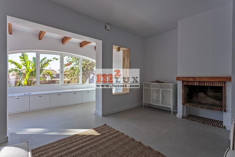 Foto 17c1903b-d814-4116-8401-8fee2b561677. Semi detached house with fireplace parking pool in Lloret de Mar