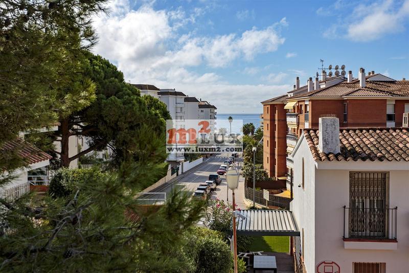 Foto 3fe29471-daaf-4f4b-a2b4-5ebead34db02. Semi detached house with fireplace parking pool in Lloret de Mar