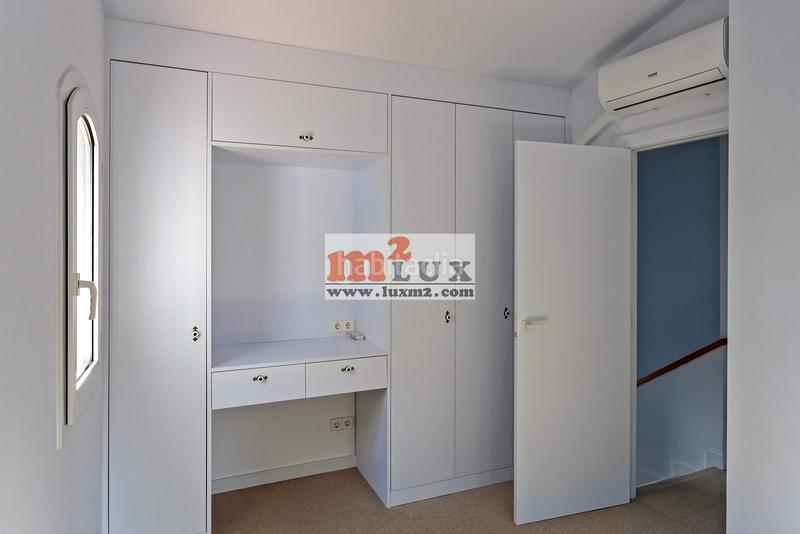 Foto a35e23d9-9f68-4d7d-8bdd-8afcb4bae123. Semi detached house with fireplace parking pool in Lloret de Mar