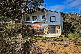 Casa en Urbanitzacions. Casa de 5 dormitorios en mas nou, playa de aro, costa brava.