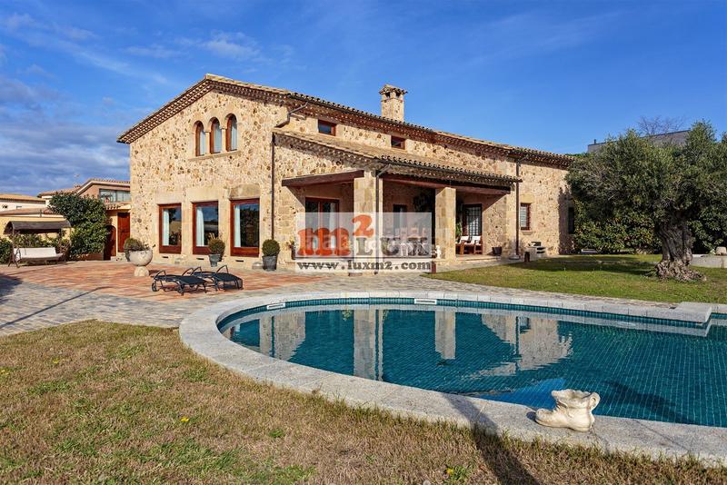 Foto 0455264b-8d93-49c4-902a-3b03fb01c940. Casa con camino parcheggio piscina in Sant Pol Sant Feliu de Guíxols