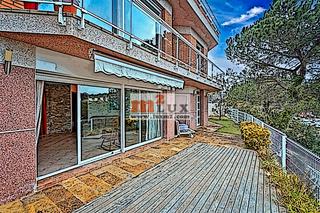 Casa a Carrer amposta 5. Casa con 5 dormitorios en lloret de mar, costa brava.