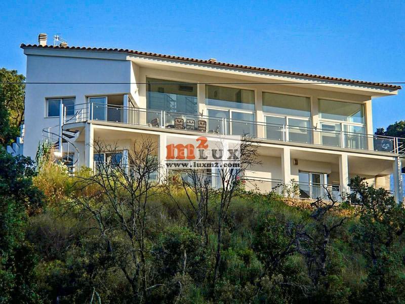 Foto 765c00ec-870b-4db3-aad1-5ec5d70922d0. Casa villa con vistas al mar en la residencia de mas nou, playa de aro, costa brava. en Platja d´Aro
