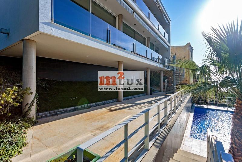 Foto 14ec0bee-5972-4e76-8754-1f4eae814be0. Casa con riscaldamento parcheggio piscina in Montgoda Lloret de Mar