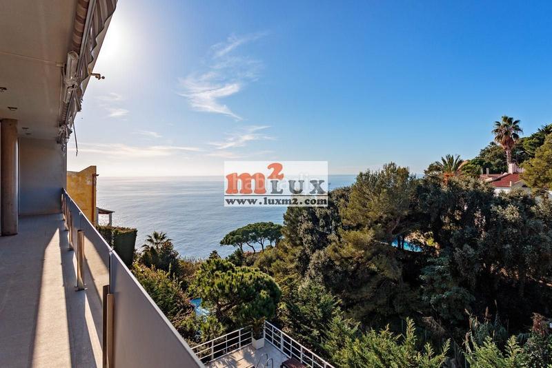 Foto f206cade-14c7-4422-820b-0c9a2be42c42. Casa con riscaldamento parcheggio piscina in Montgoda Lloret de Mar