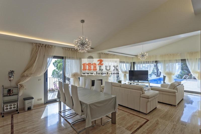 Foto 8810a97e-9e61-41f0-a266-9858f526b0a6. Casa amb aparcament piscina a Puntabrava-Port Salvi Sant Feliu de Guíxols