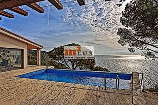 Casa  Urbanització punta brava. Villa con preciosas vistas al mar, sant feliu de guixols, costa