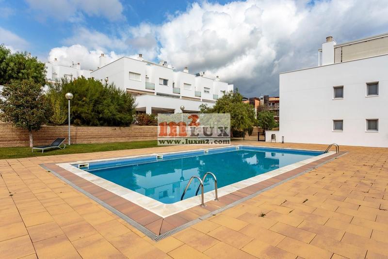 Foto 4583cd91-6a07-4d9b-bbc5-7620f692de3e. Reihenhaus mit heizung parking pool in Santa Clotilde Lloret de Mar