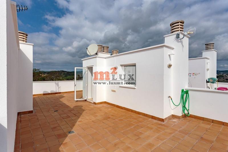 Foto e2236fb1-2505-4705-a50f-4d16d122f769. Reihenhaus mit heizung parking pool in Santa Clotilde Lloret de Mar