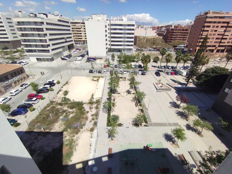 Foto af8bcedf-8b5b-4e33-a5a4-29d3b7761758. Attique avec chauffage parking piscine dans Benalúa Alicante