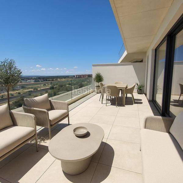 Foto eb507682-2b24-4688-8d3b-b8b1a7fd839a. Attique avec chauffage parking piscine dans Benalúa Alicante