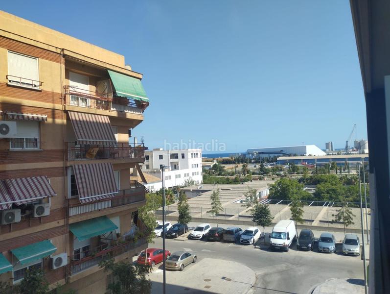 Foto 29566570-5d2d-4d5d-b16d-73b1a9348c8b. Alquiler piso  de alquiler a estrenar , amueblado con piscina comunitaria y garaje en Alicante
